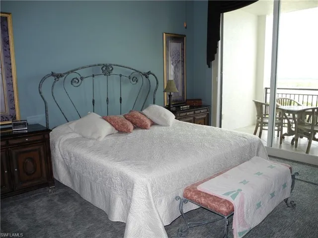 Guest bedroom 1