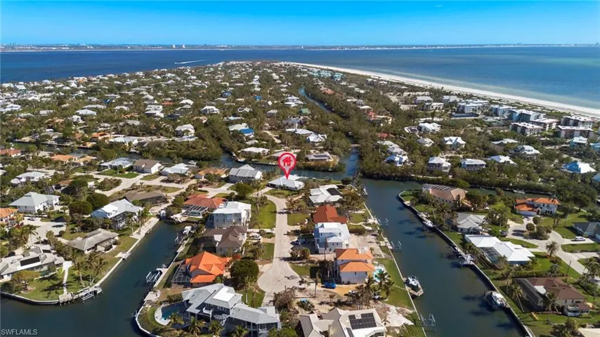 930 Kings Crown Dr, Sanibel, Florida 33957