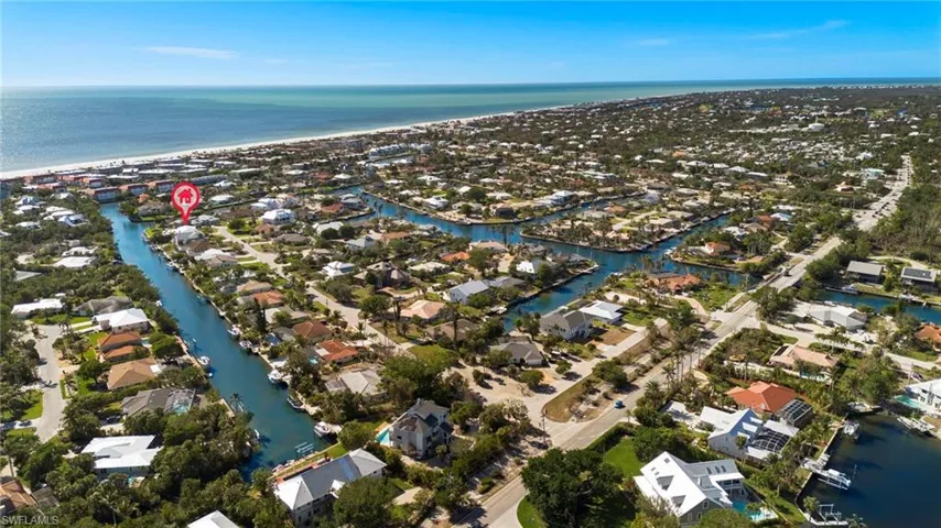 930 Kings Crown Dr, Sanibel, Florida 33957
