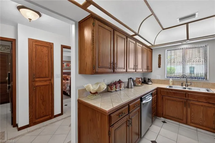 6072  Huntington Woods  DR, Naples, FL 34112