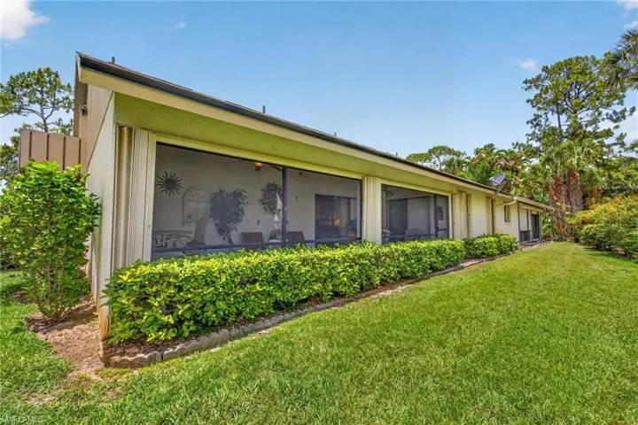 6072 Huntington Woods Dr 17, Naples, Florida 34112