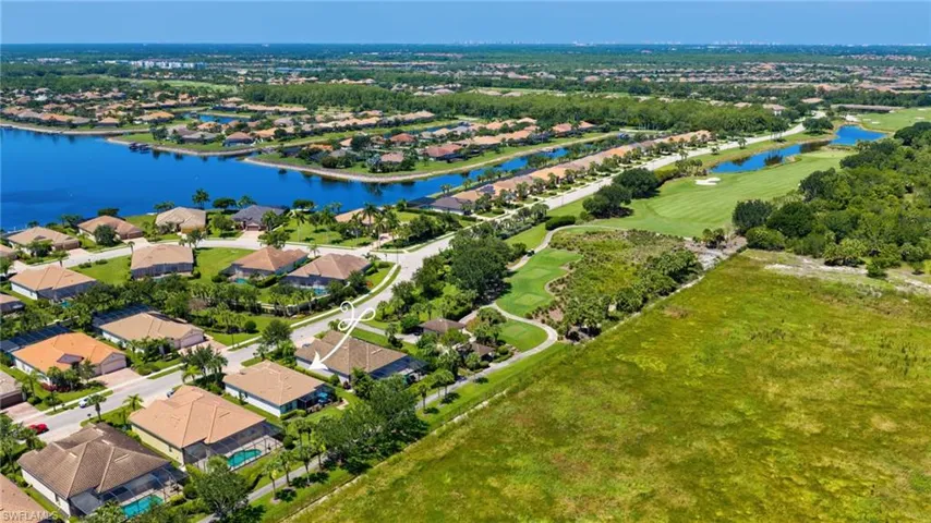 9343 Fieldstone Ln, Naples, Florida 34120