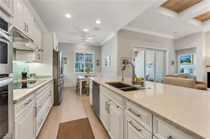 9343 Fieldstone Ln, Naples, Florida 34120