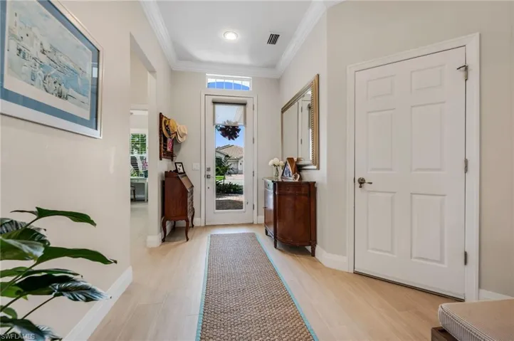 9343 Fieldstone Ln, Naples, Florida 34120