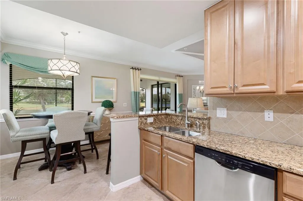 3161 Aviamar CIR, Naples, FL 34114,225036626