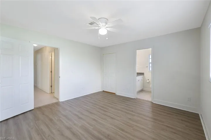539  105th N AVE, Naples, FL 34108