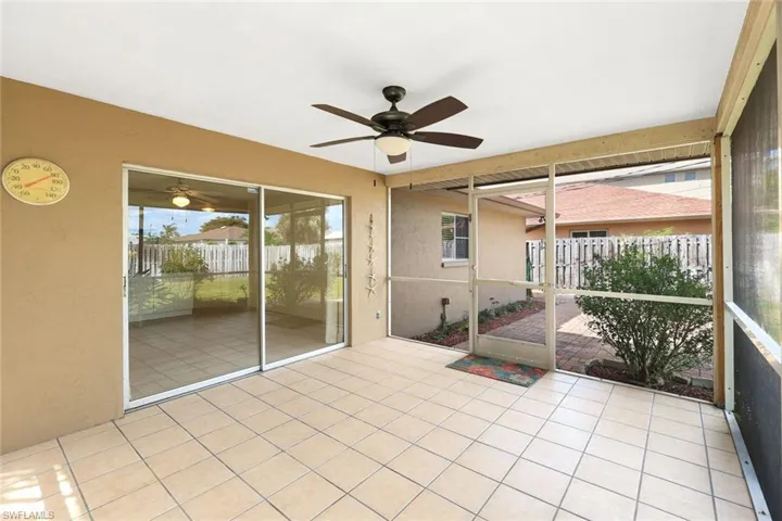 539  105th N AVE, Naples, FL 34108