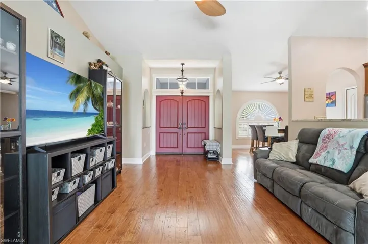 4304 Ne 23rd Pl, Cape Coral, Florida 33909