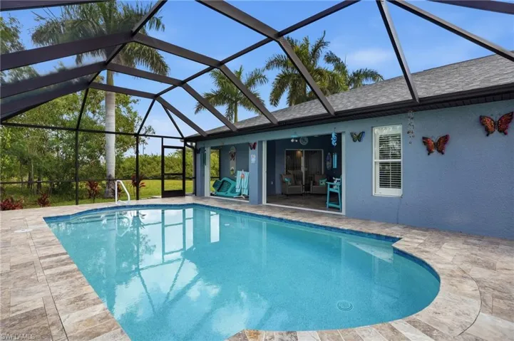 4304 Ne 23rd Pl, Cape Coral, Florida 33909