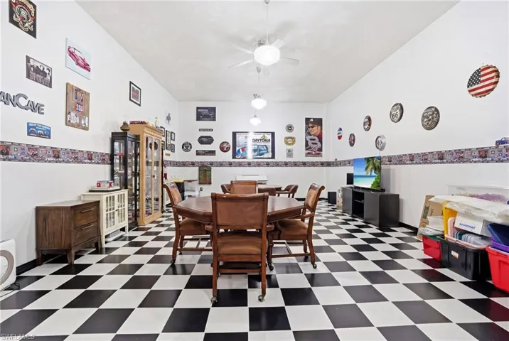 4304 Ne 23rd Pl, Cape Coral, Florida 33909