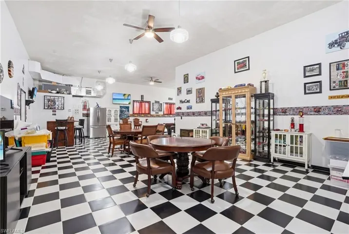 4304 Ne 23rd Pl, Cape Coral, Florida 33909
