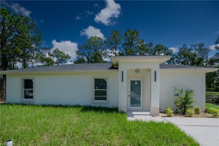 202  Homewood S AVE, Lehigh Acres, FL 33974