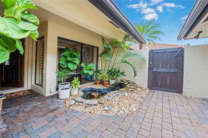 Courtyard w/Turtle & Fish Pond Feature