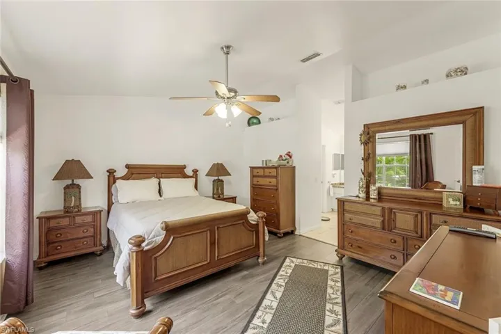 2725 SW 18th AVE, CAPE CORAL FL 33914
