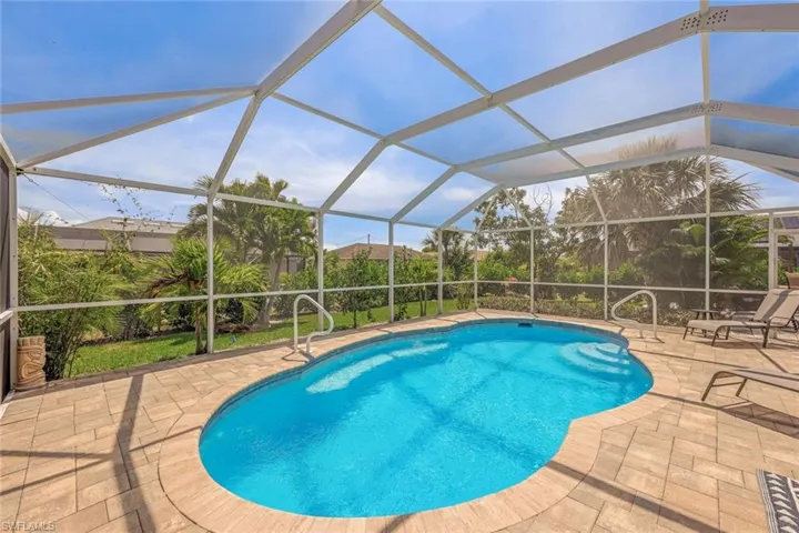 2725 SW 18th AVE, CAPE CORAL FL 33914