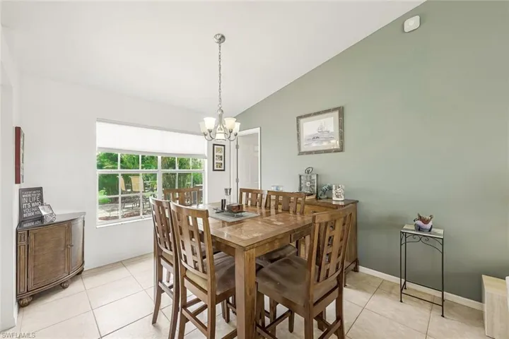 2725 SW 18th AVE, CAPE CORAL FL 33914