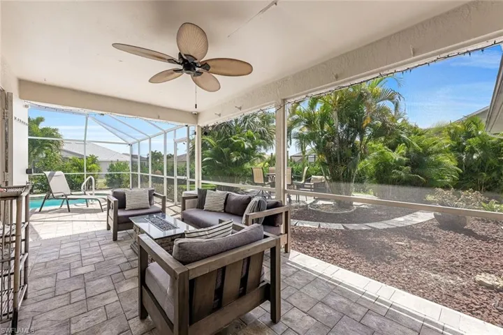 2725 SW 18th AVE, CAPE CORAL FL 33914