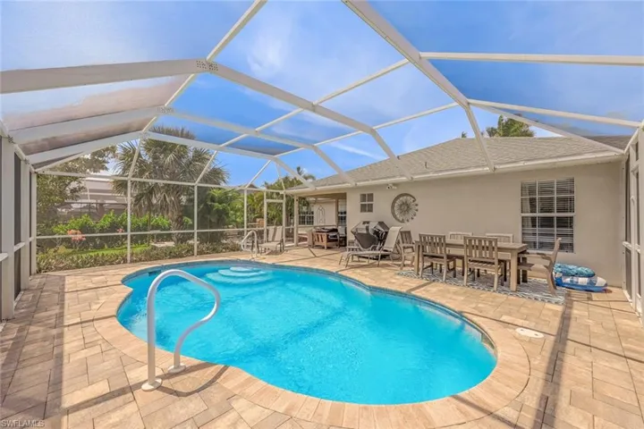 2725 SW 18th AVE, CAPE CORAL FL 33914