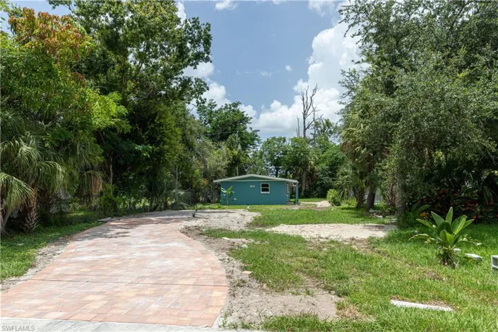 2715 Market St, Fort Myers Fl 33916