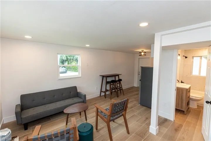 2715 Market St, Fort Myers Fl 33916