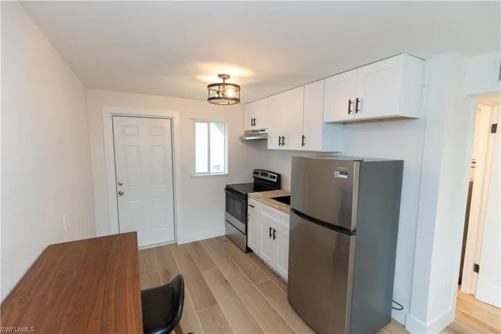 2715 Market St, Fort Myers Fl 33916