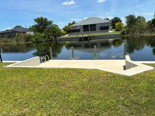 2827 Sw 2nd Ter, Cape Coral, Florida 33991