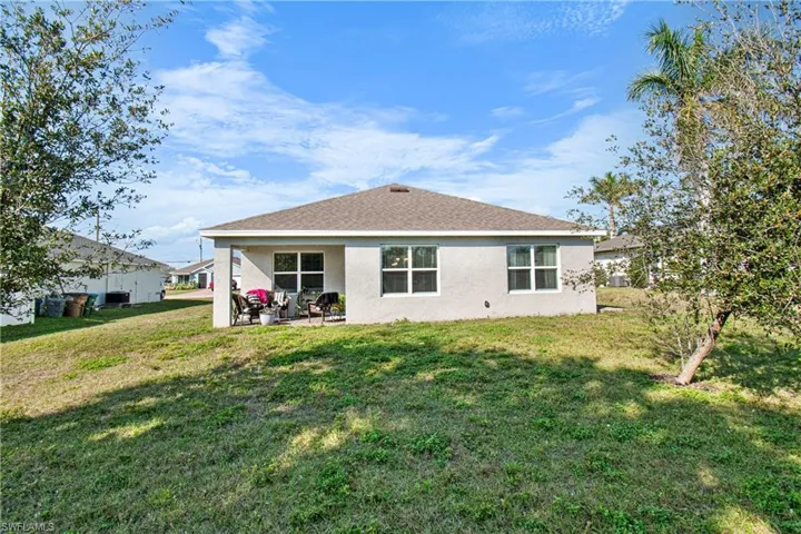 5 NW 8th  PL, Cape Coral, FL 33993