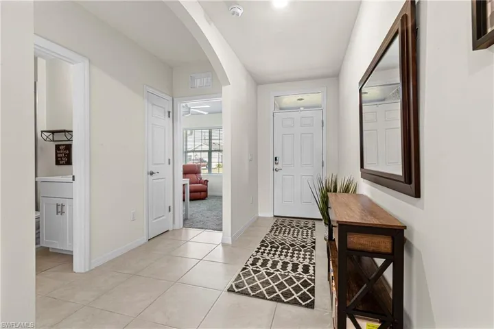 5 NW 8th  PL, Cape Coral, FL 33993