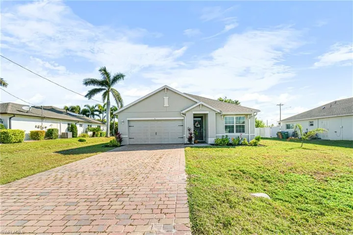 5 NW 8th  PL, Cape Coral, FL 33993
