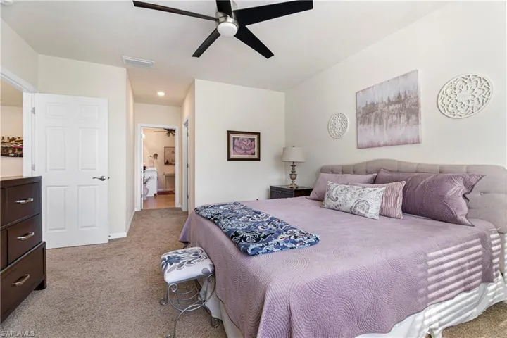 5 NW 8th  PL, Cape Coral, FL 33993