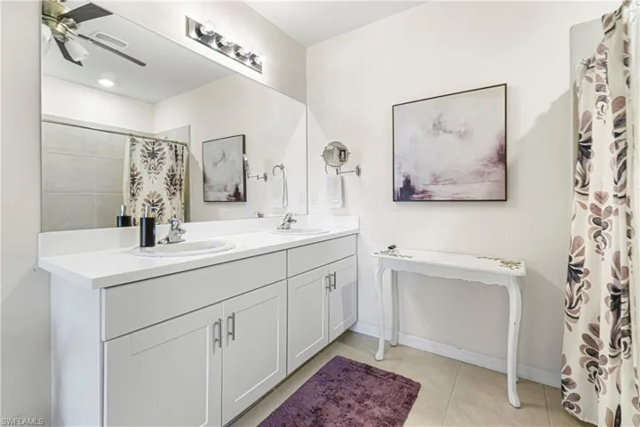 5 NW 8th  PL, Cape Coral, FL 33993
