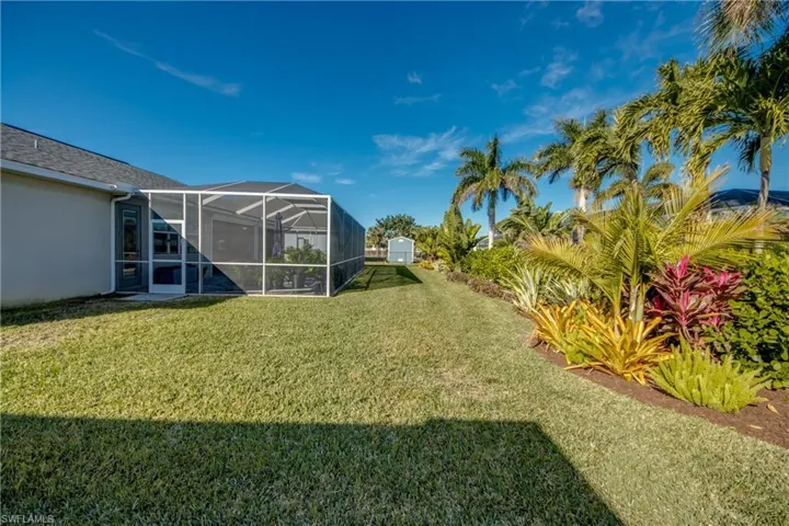 1821 SW 28th  LN, Cape Coral, FL 33914