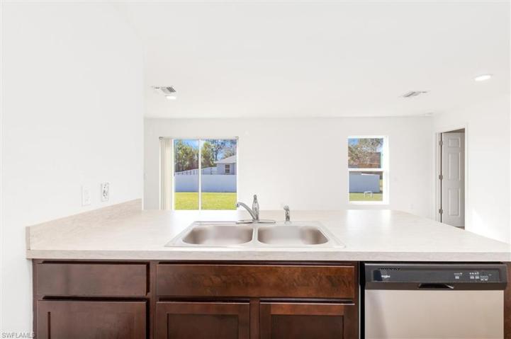 3409 25th ST SW, LEHIGH ACRES FL 33976
