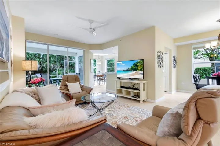 1445  Tiffany  LN, Naples, FL 34105