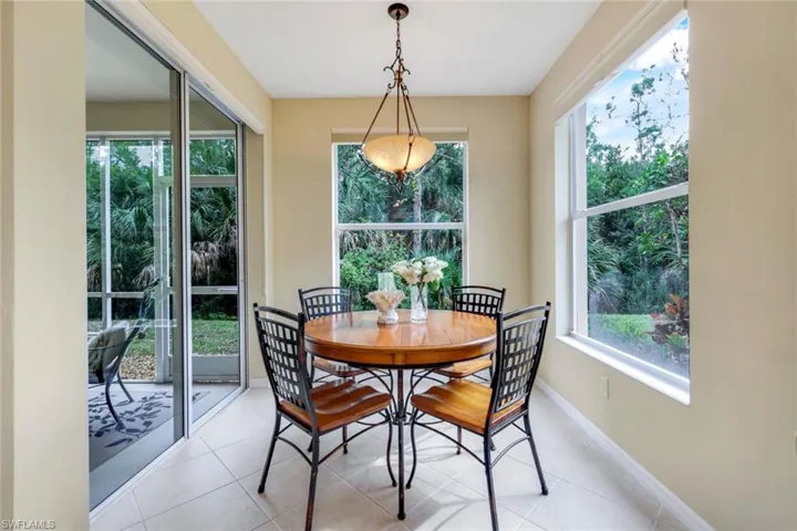 1445  Tiffany  LN, Naples, FL 34105