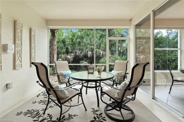 1445  Tiffany  LN, Naples, FL 34105