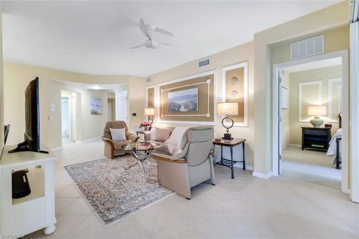 1445  Tiffany  LN, Naples, FL 34105