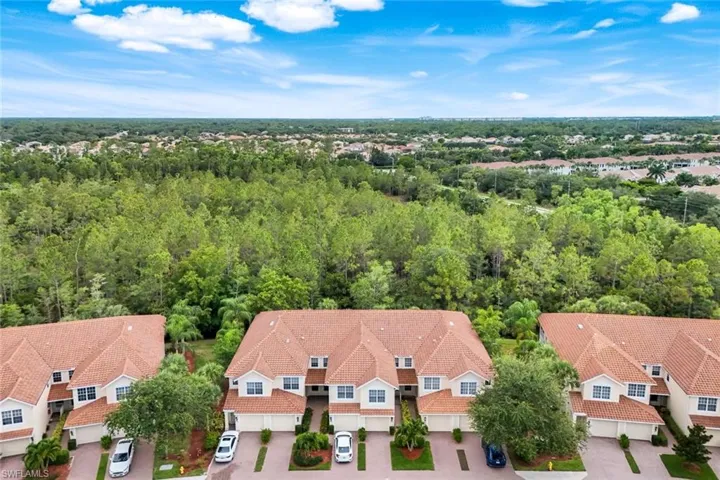 1445  Tiffany  LN, Naples, FL 34105