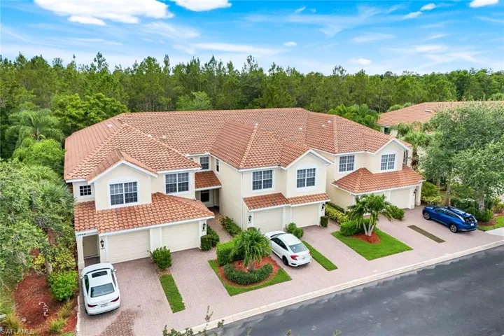 1445  Tiffany  LN, Naples, FL 34105