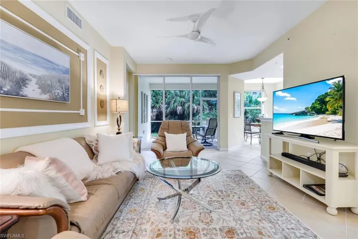 1445  Tiffany  LN, Naples, FL 34105