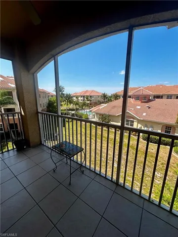 Screened Balcony