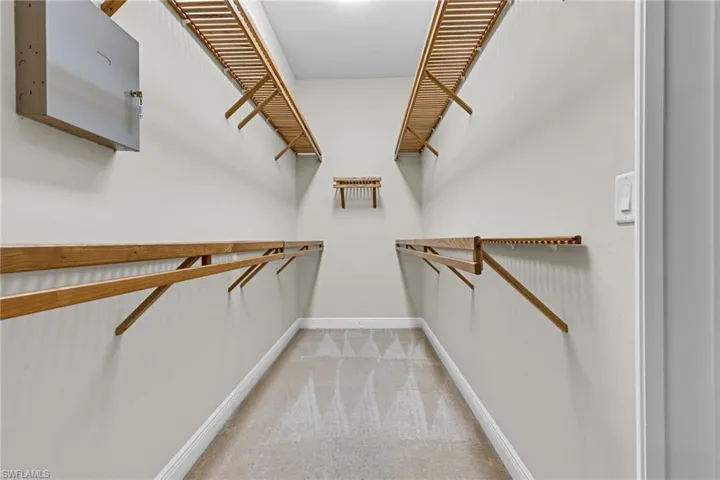 Walk in Closet