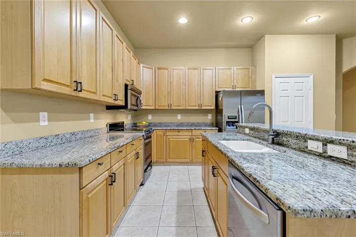 Kitchen Island and countertops