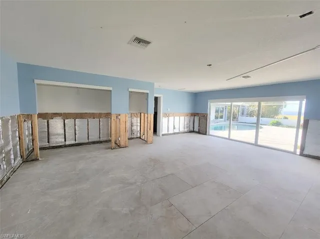 Owner's Suite w/Closets - View #2