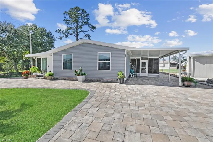 504  Timber S LN, North Fort Myers, FL 33917