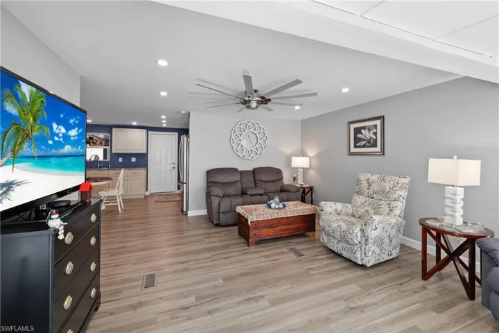 504  Timber S LN, North Fort Myers, FL 33917