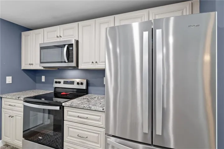 504  Timber S LN, North Fort Myers, FL 33917