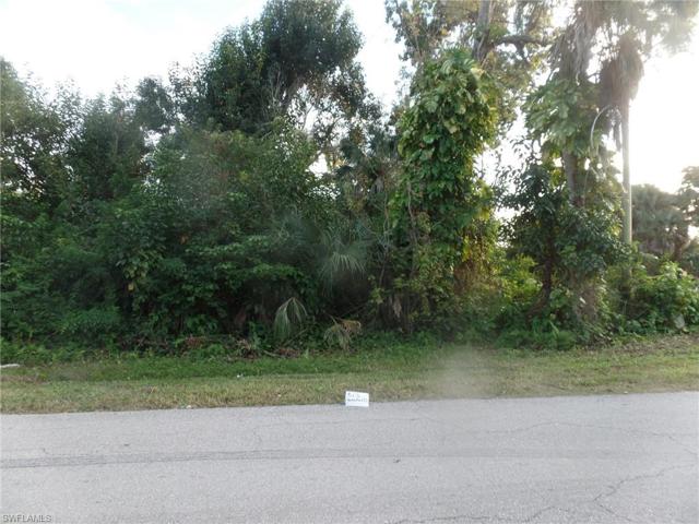 559  Sacramento  ST, North Fort Myers, FL 33903