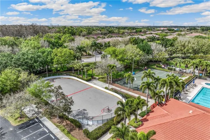 9675 Blue Stone CIR, FORT MYERS FL 33913