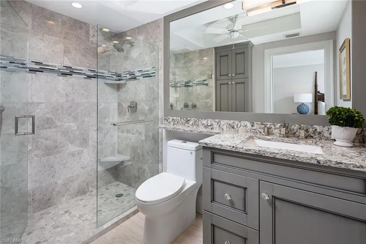 1285 Gulf Shore Blvd N 3b, Naples, Florida 34102